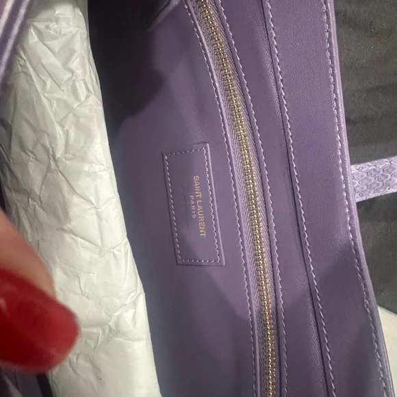 Saint Laurent Lavender Shoulder Bag - Picture 5 of 7